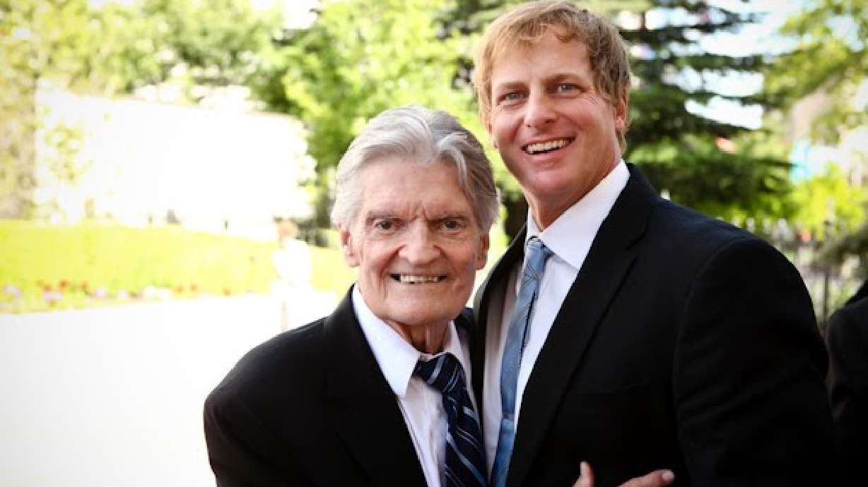 The Lettermen singer dies in Provo
