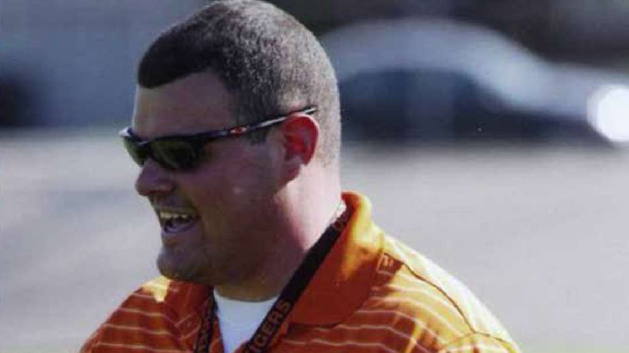 Former Cottonwood High coach to be tried for assault in April