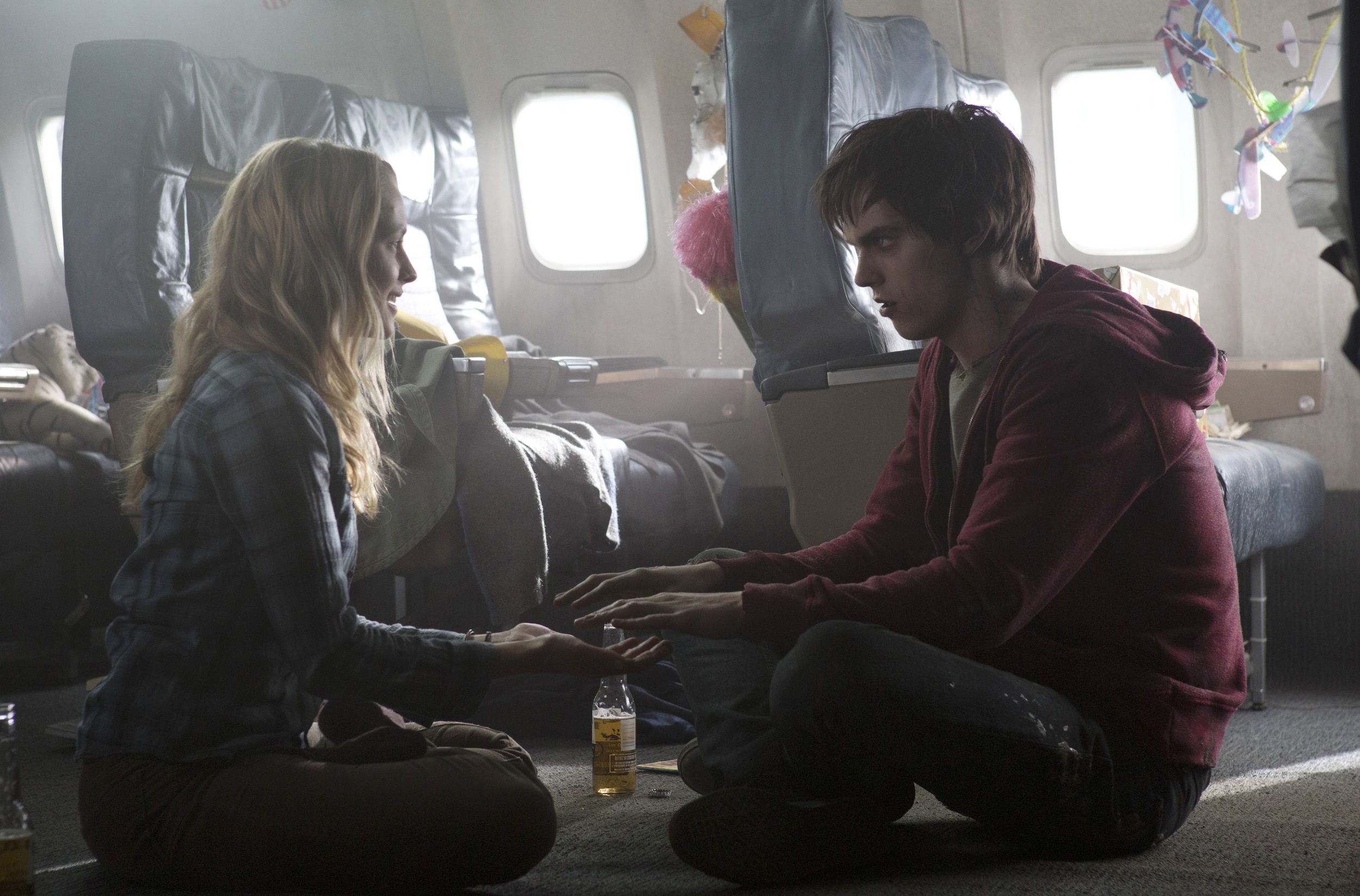 5 reasons guys and girls are going to like 'Warm Bodies'