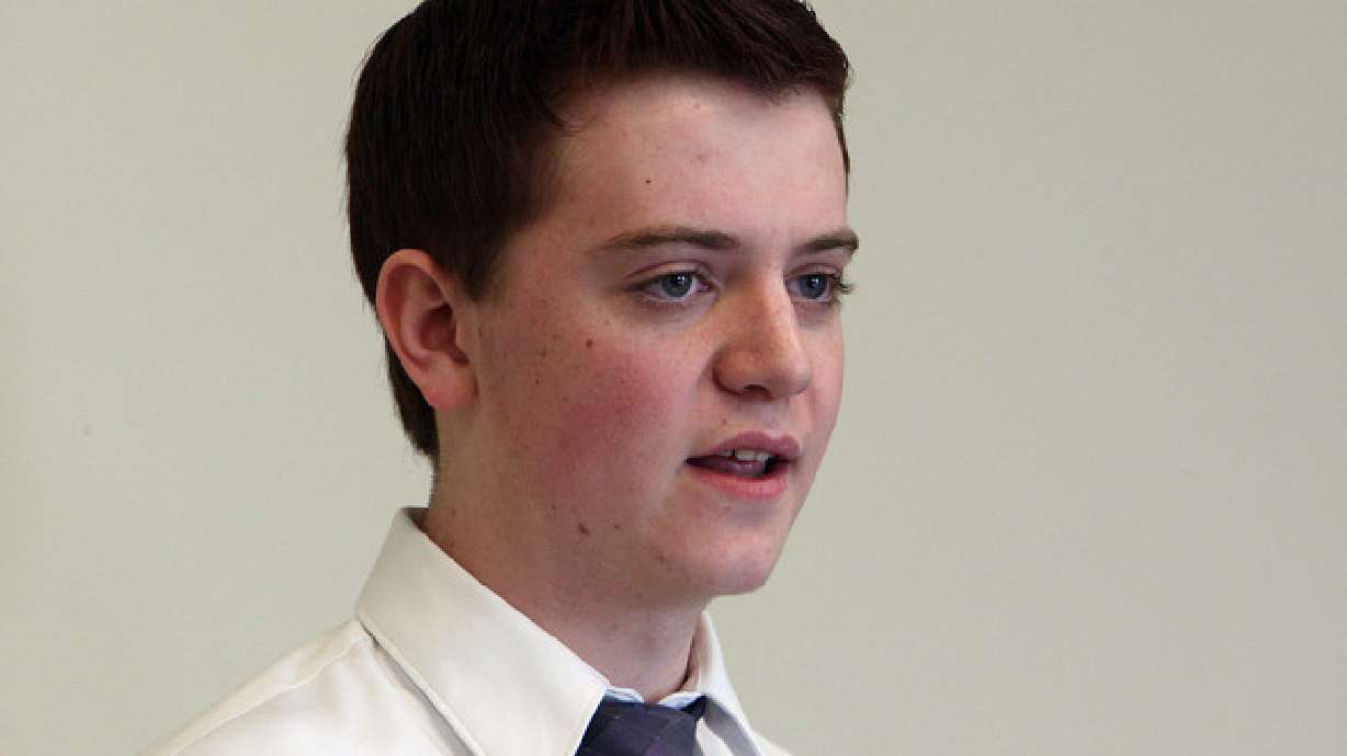 Representative again hopes bill will snuff out smoking in cars with children