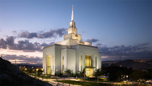 Photos show new LDS temple in Honduras; open house to begin