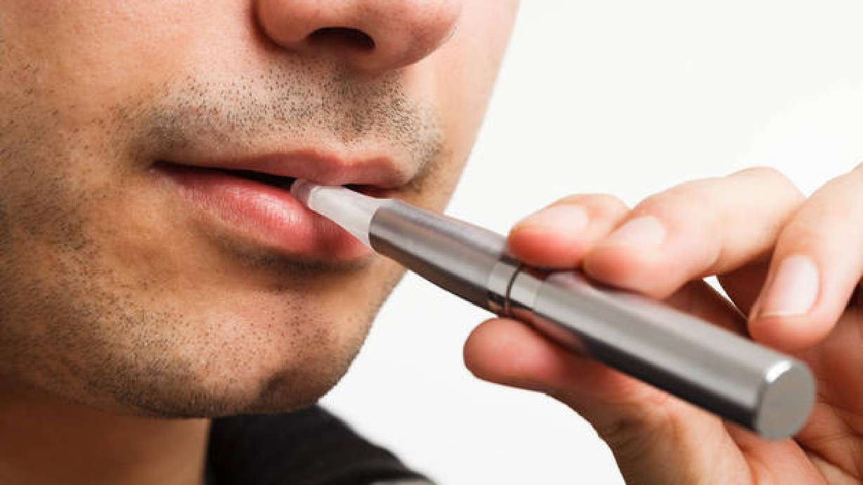 Utah committee supports regulation of e-cigarettes