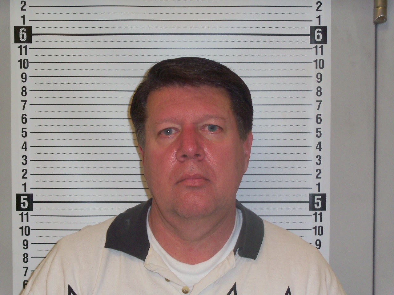 Man sold prescription drugs in county offices, charges state