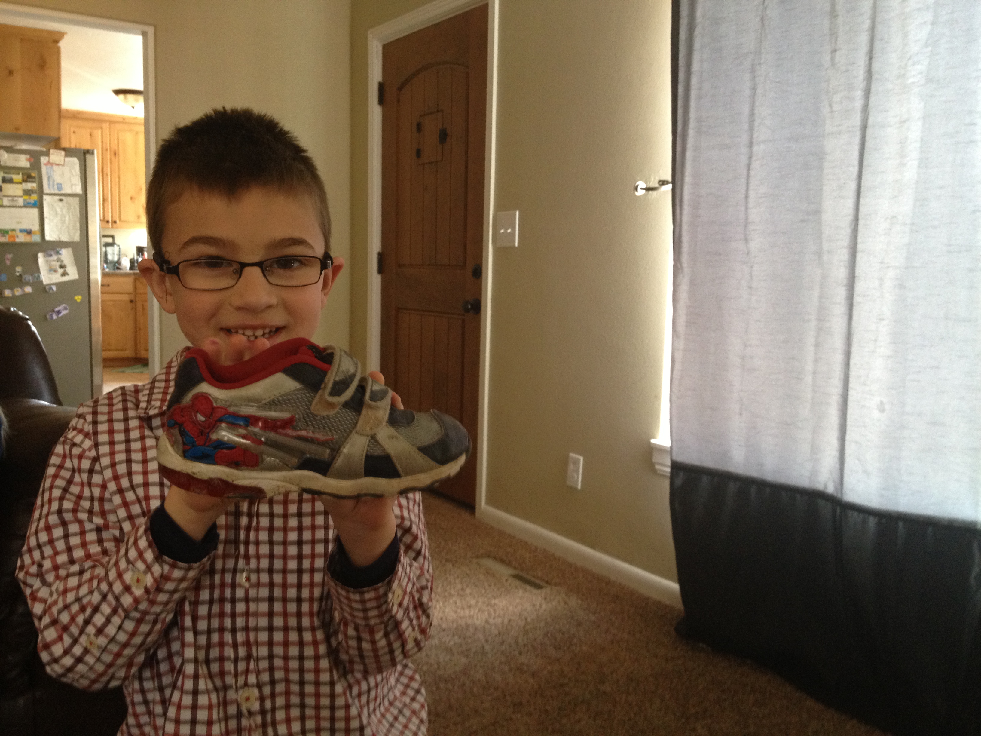 6-year-old Utahn to compete for national stinkiest sneaker title