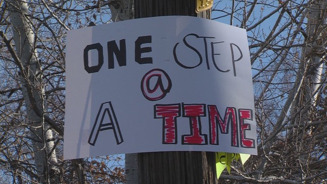 Runners remember man who died saving wife's life
