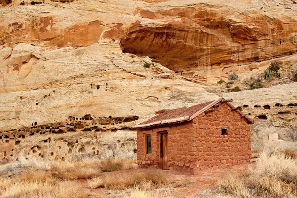 This 10-feet by 12-feet home in what is now Capitol Reef National Park, was at one time home to 11 people.
(Photo: Tiny House Blog)