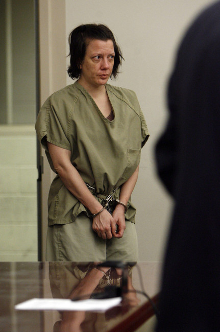 Woman accused in robbery spree faces 9 new charges