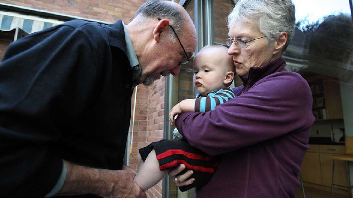 Utah couple petitioning Congress for help with Alzheimer's disease