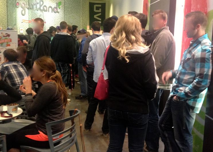 BYU students use dating app to lure dozens of men to froyo shop