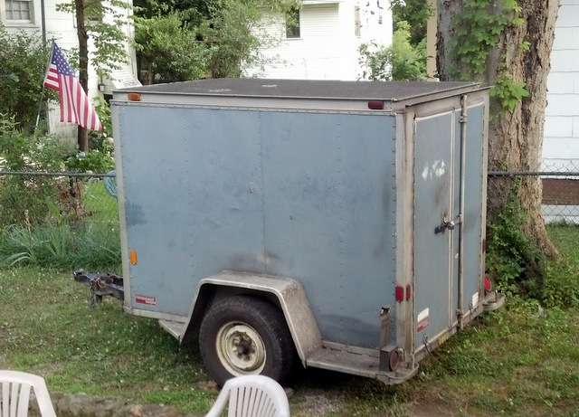 It took Alabama dad Daniel Sherrouse 10 months to turn this small trailer into a custom spaceship for his little boy. (Credit: Daniel Sherrouse)