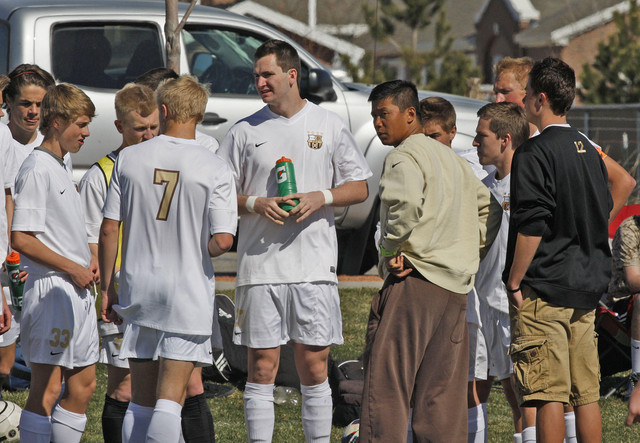 Davis to give random drug tests to students