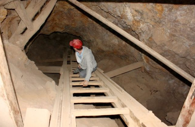 Nate Kiser has searched for treasure across the Western United States. He is seen here in 2010. (Photo: Grant Olsen)