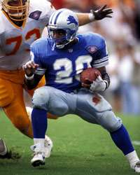 Barry Sanders is arguably the greatest running back in history who was eventually broken down by Detroit. (AP images)