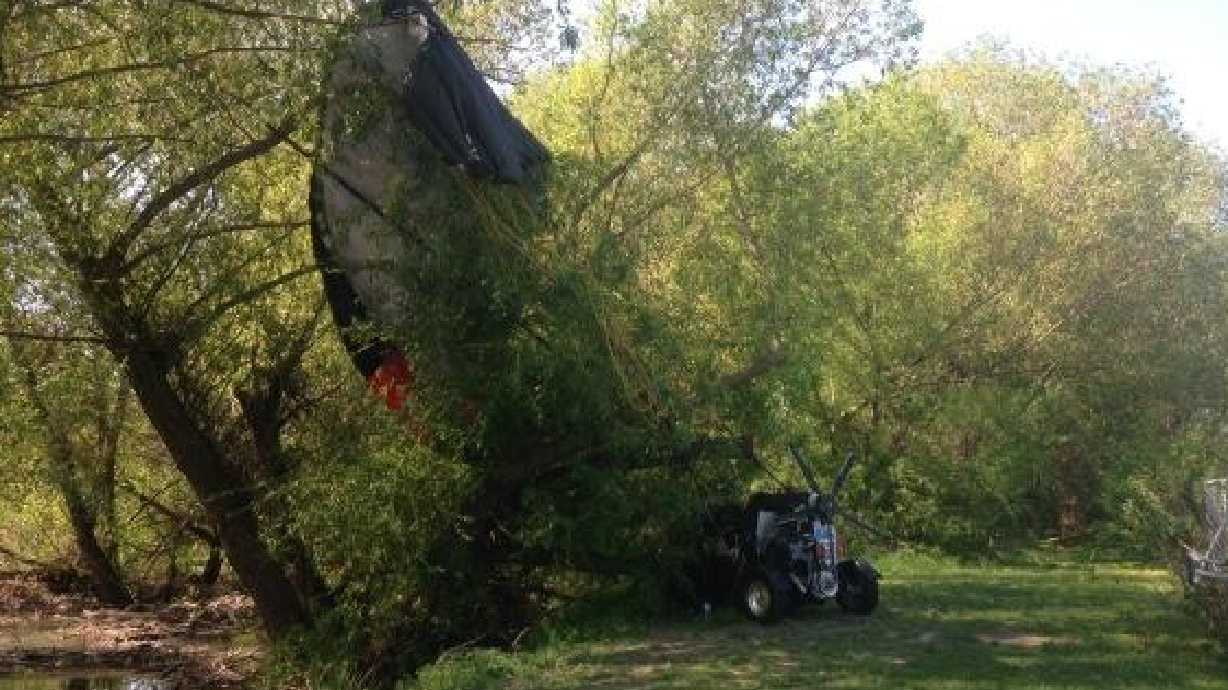 Flying car crashes into tree in Canada
