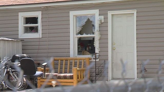 Police raid suspected drug house; neighbors relieved