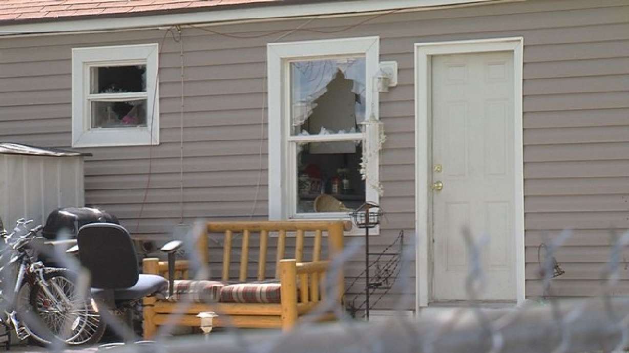 Police raid suspected drug house; neighbors relieved