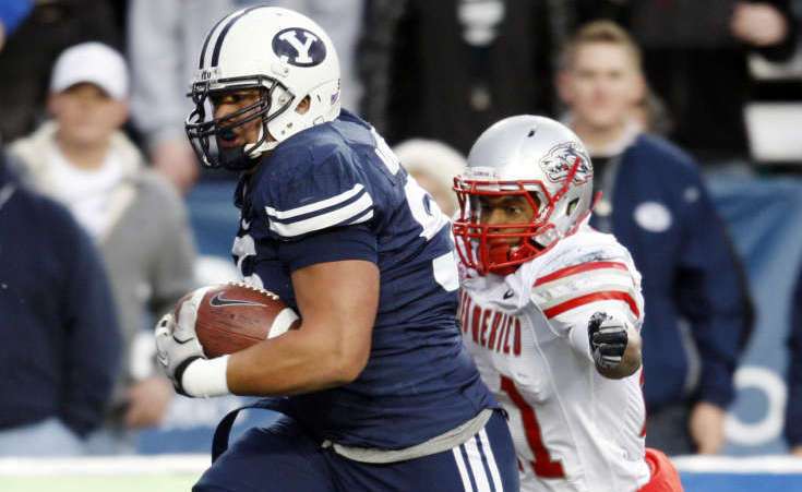 BYU NT/DE Eathyn Manumaleuna, in 2010