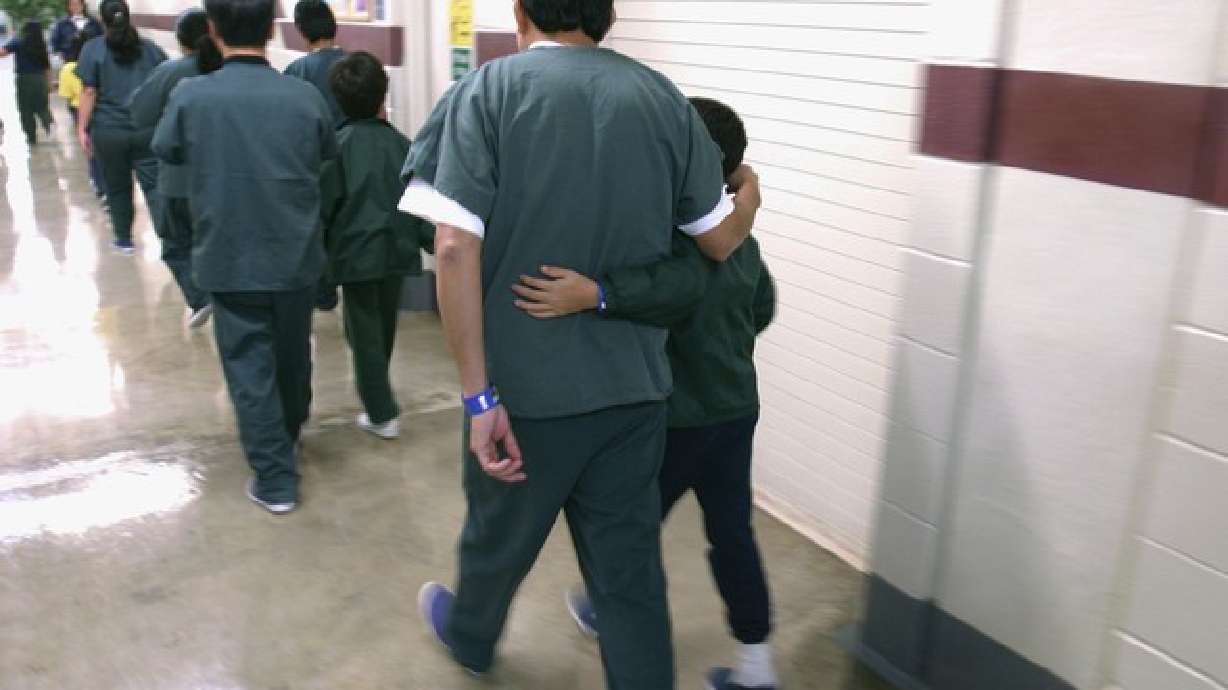 INMIGRACIÓN ILEGAL, GRAN NEGOCIO PARA PRISIONES PRIVADAS