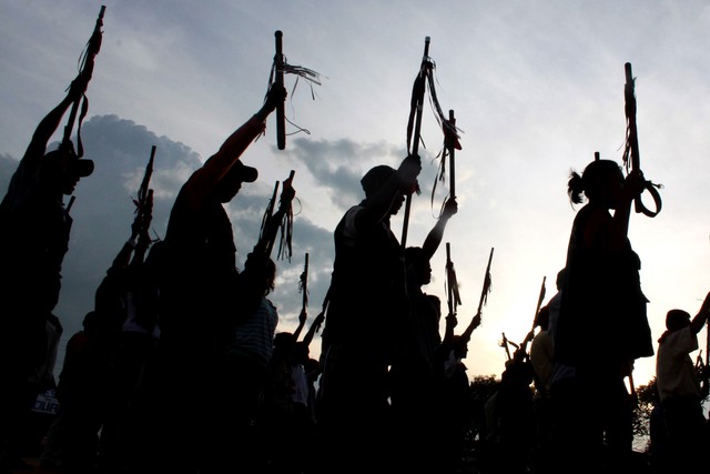 Los indígenas Nasa, acorralados en la guerra irregular colombiana