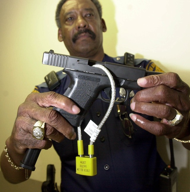 Feria de armas en Salt Lake City