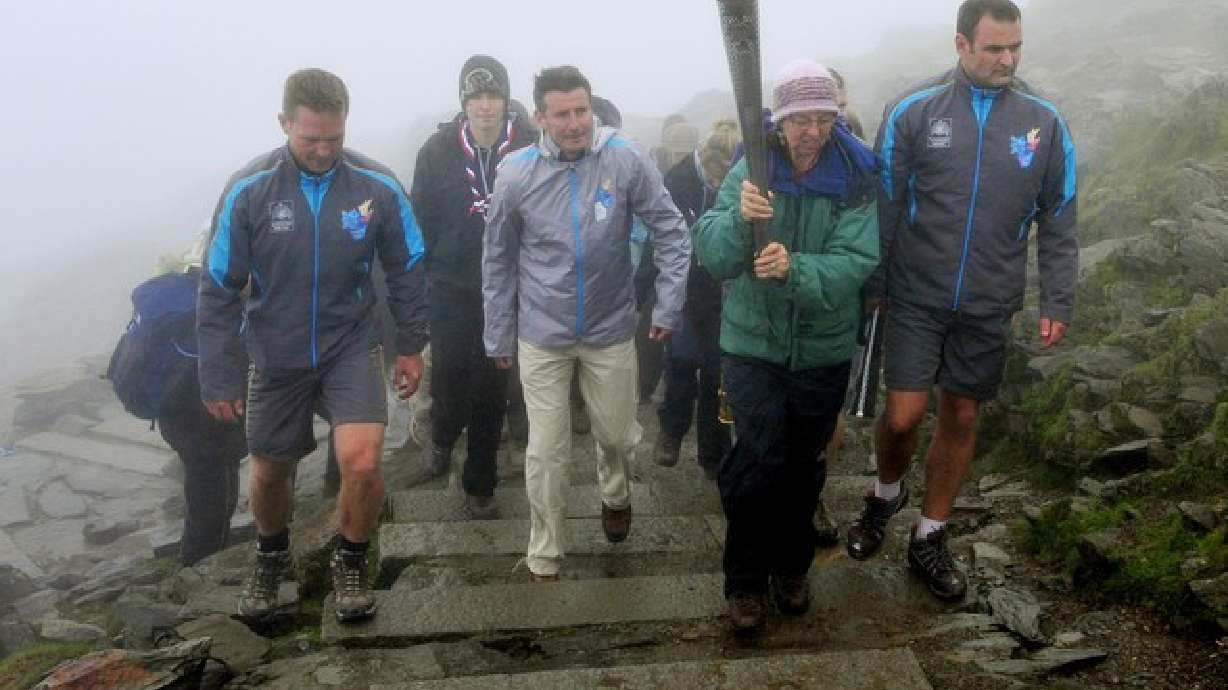 Antorcha paralímpica viaja a Londres