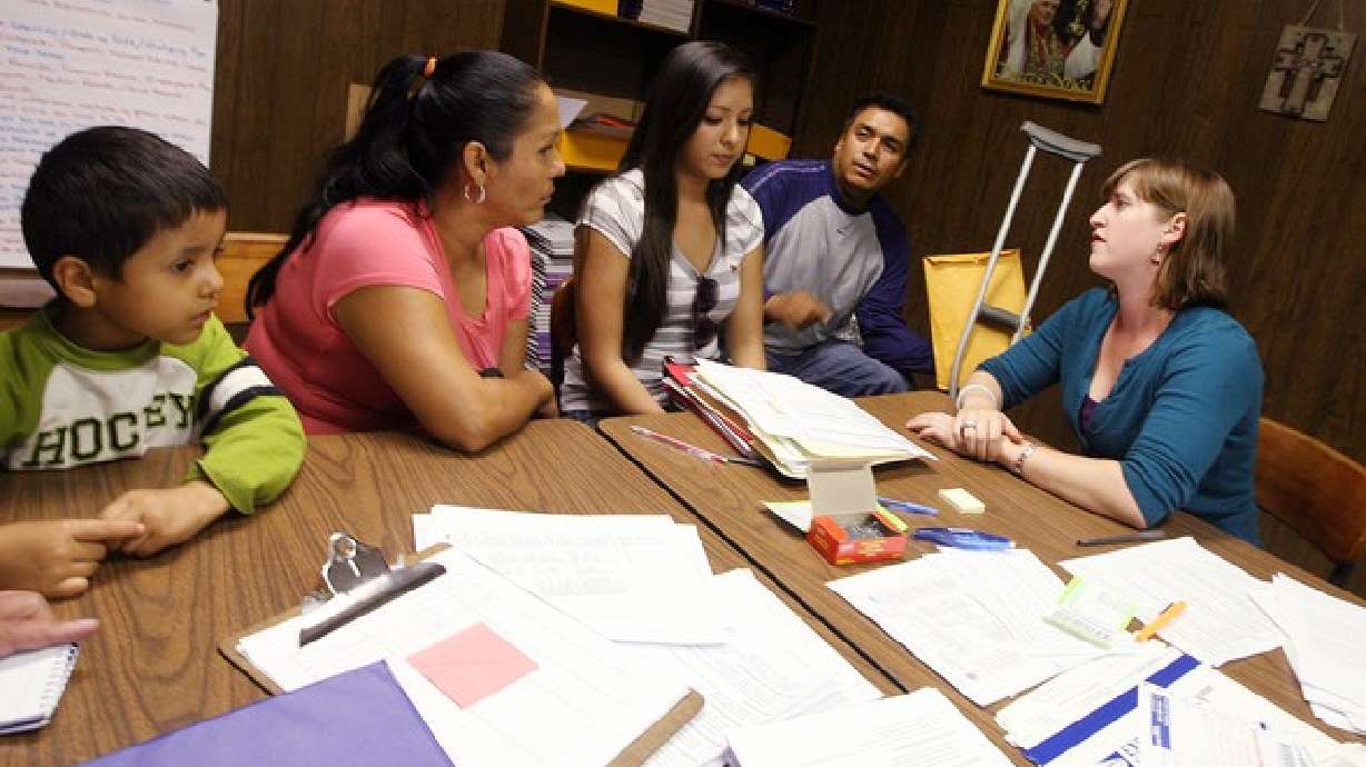 Donde encontrar asesoria para el beneficio de Accion Diferida