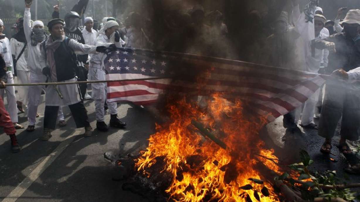 PROSIGUEN PROTESTAS CONTRA PELÍCULA ANTI ISLÁMICA