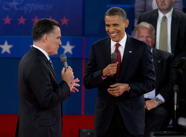 Romney aventaja a Obama tras segundo debate