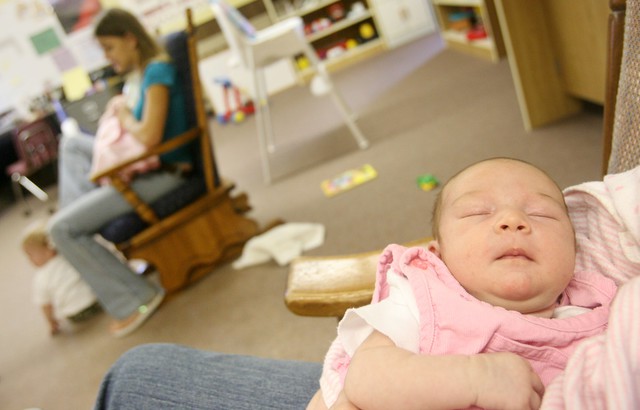 Diez razones por las que su bebé no duerme toda la noche