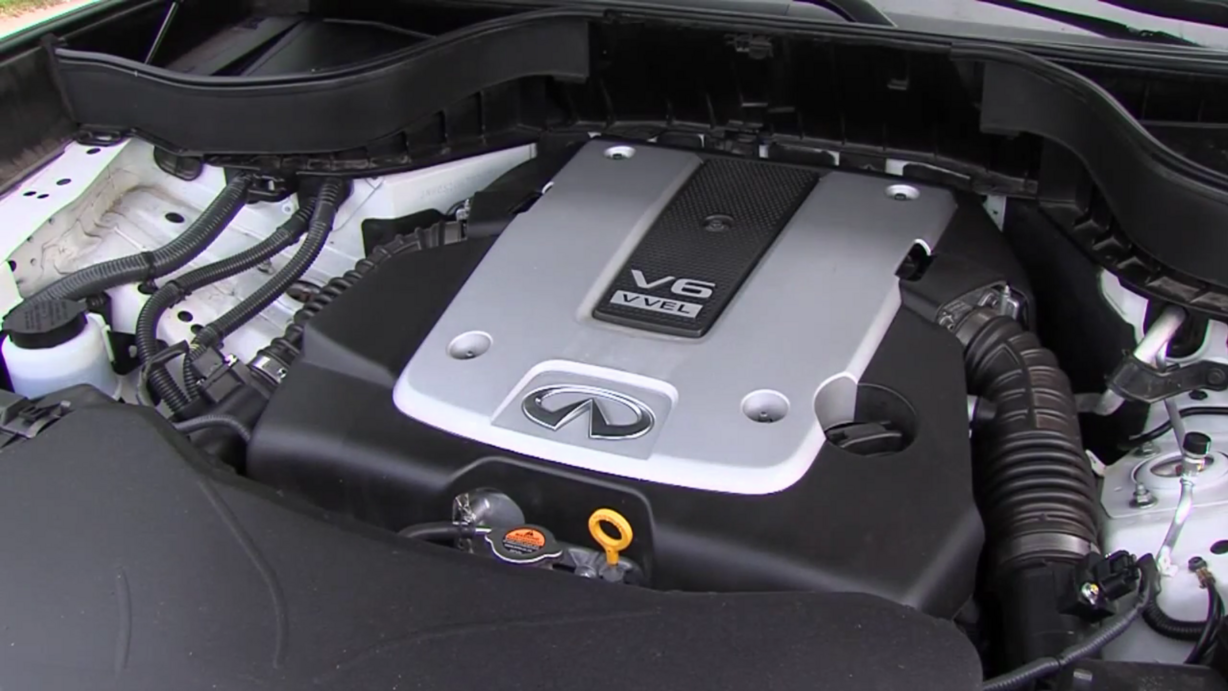 Under the hood, the 3.7 liter engine replaces the 3.5, and makes 325 horsepower, which goes through a seven-speed transmission. This is 22 horses more than the old version.