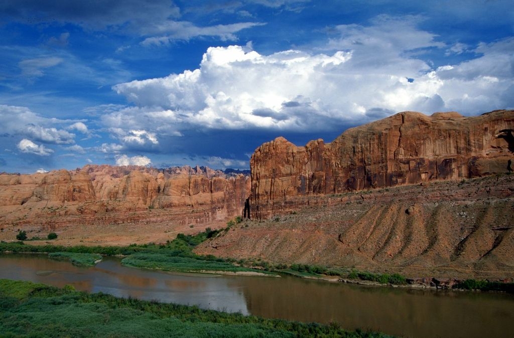 Scholars want science-based review of Colorado River study
