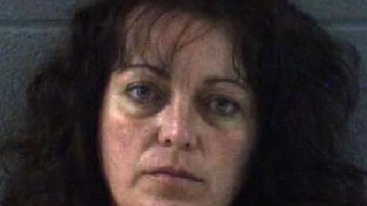 Mother of teen murder suspect admits to obstructing justice