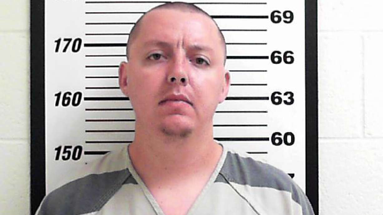 No parole for man who slit wife's throat, then tried to hire a hit man