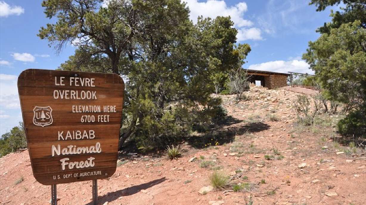 2 killed, 1 injured by lightning strike near Jacob Lake