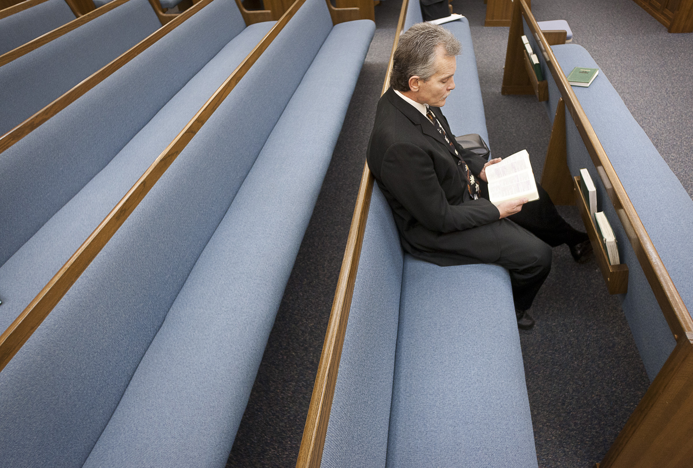 Mormons navigate faith and doubt in the digital age