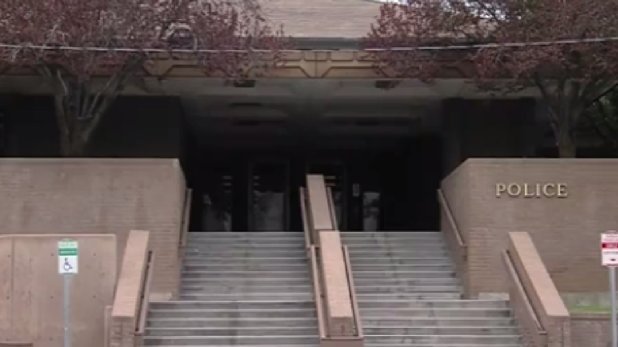 Utah man pleads not guilty to selling machine gun