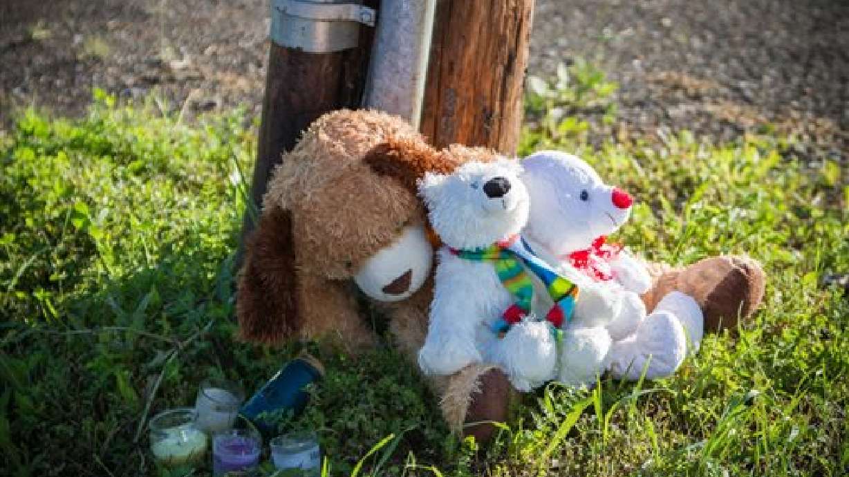 Pitón mata a 2 niños mientras dormían