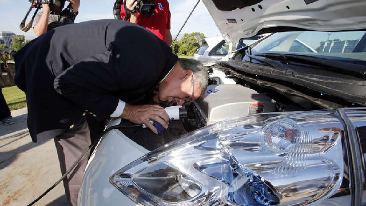 Commission talks shop on Utah's electric cars