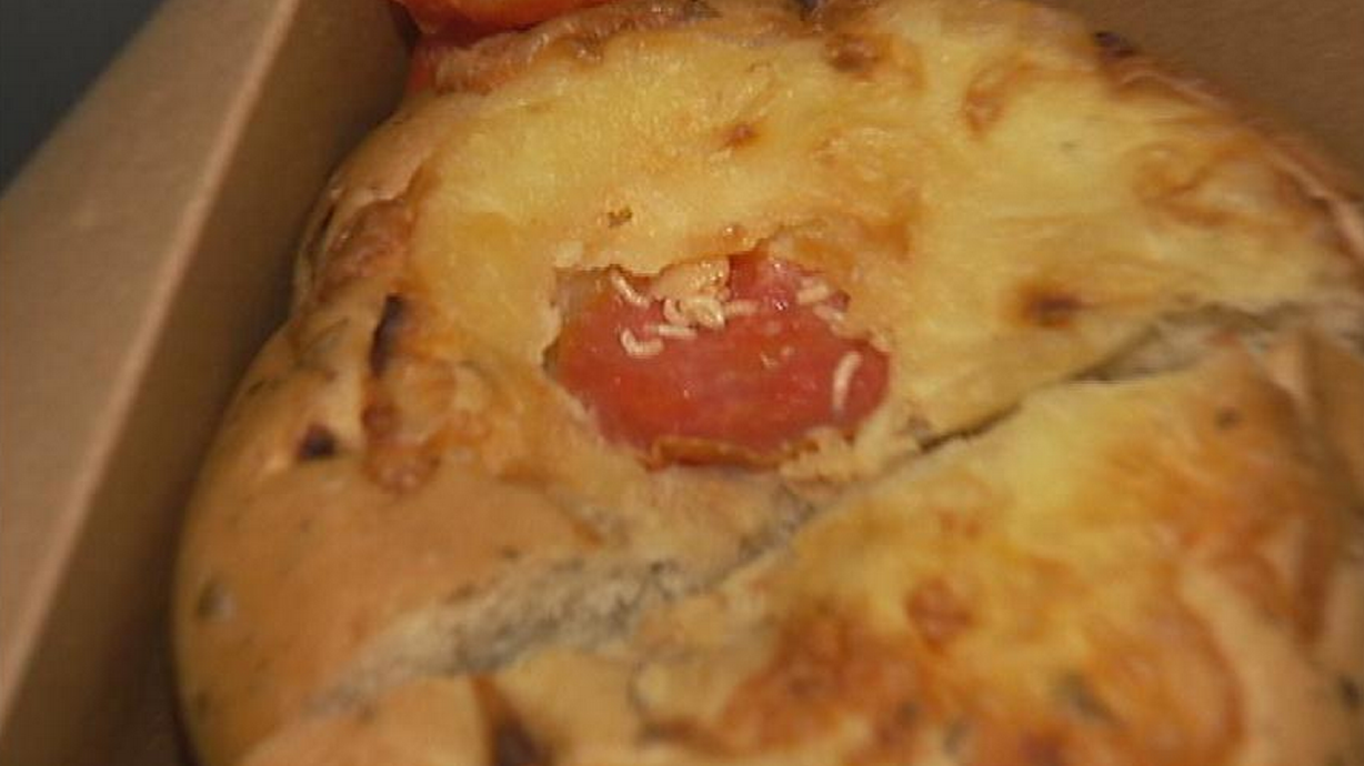 Man finds maggots on sandwich at Atlanta airport