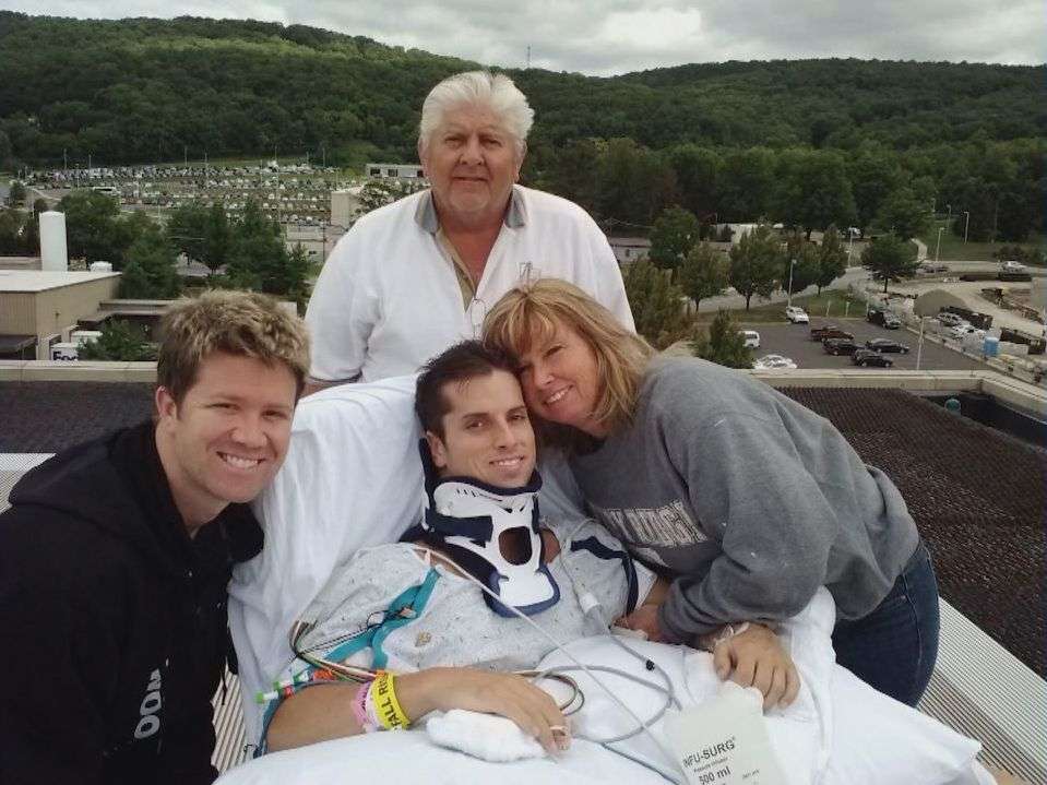 Kalon Ludvigson was putting on a gymnastics
camp for kids in Pennsylvania on Aug. 6 when
during a tumbling pass something went wrong and
he landed on his neck.