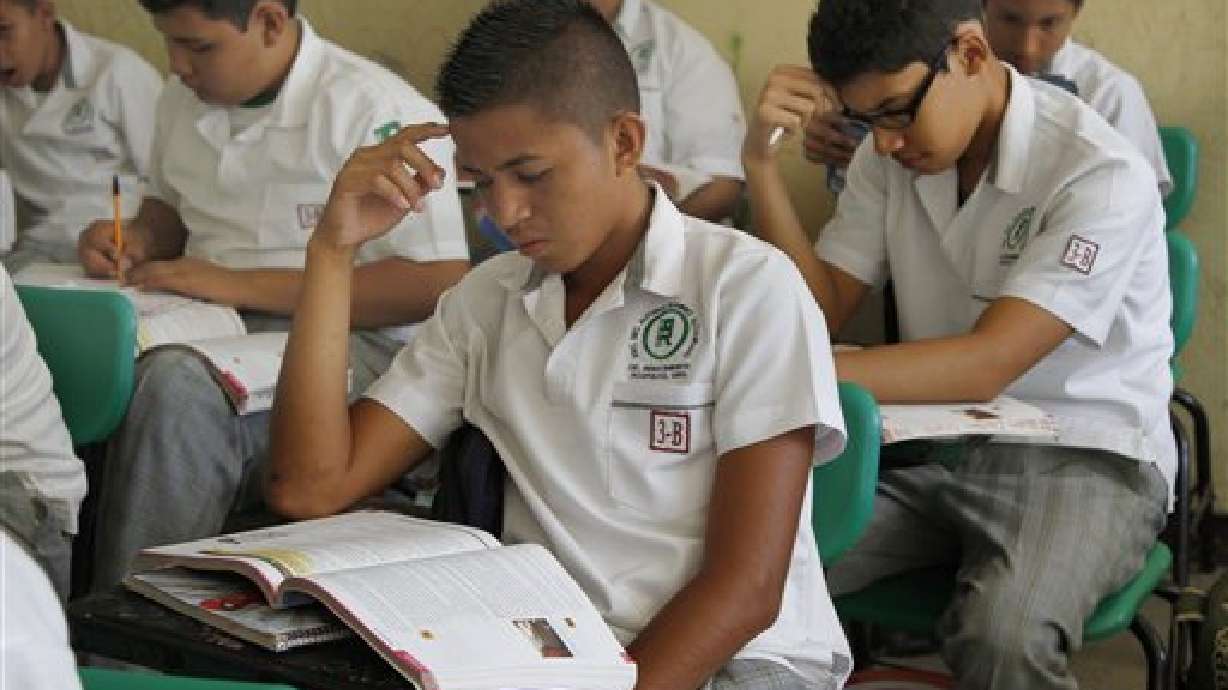 México: Nuevos libros de texto tienen errores