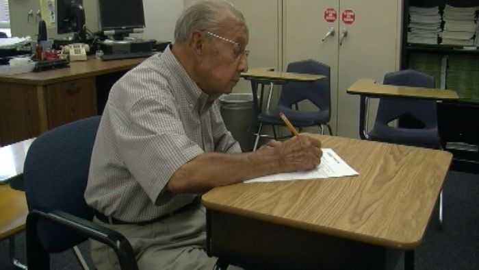 Age is no excuse for 91-year-old man returning to 5th grade