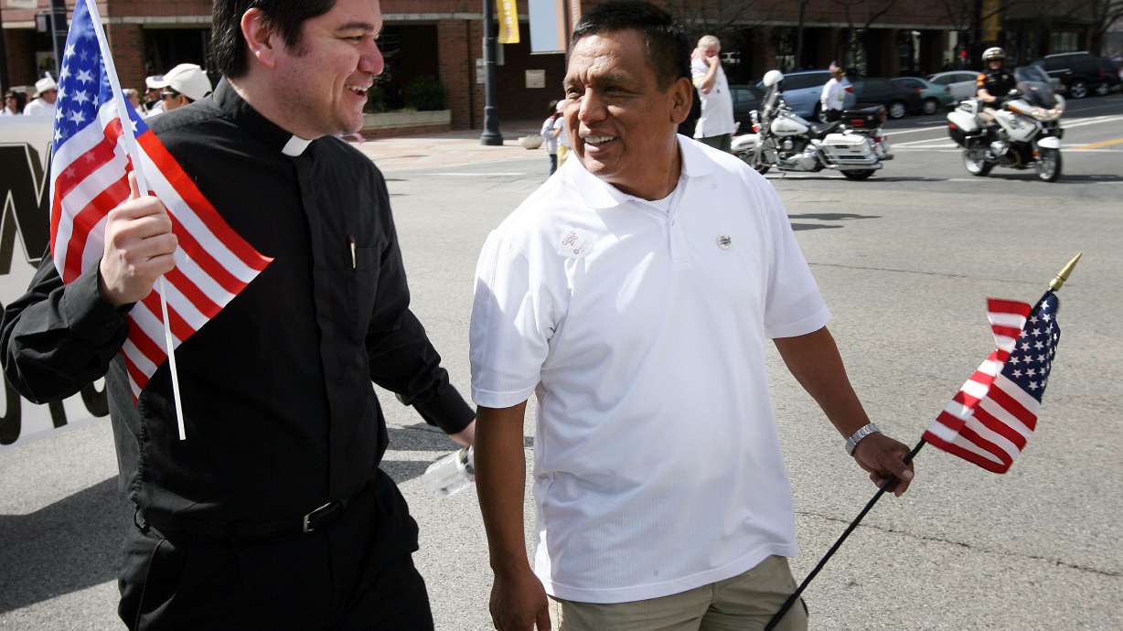 No buscamos trato 'especial' para lograr la ciudadanía, queremos merecerlo