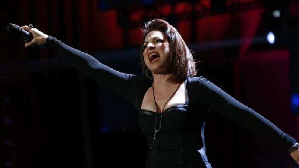 Casa Blanca celebra mes de la Herencia Hispana con música