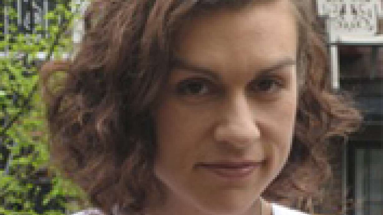 Woman shares story to offer hope for mental illness