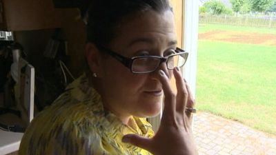 Woman fends off bear after it claws her dog