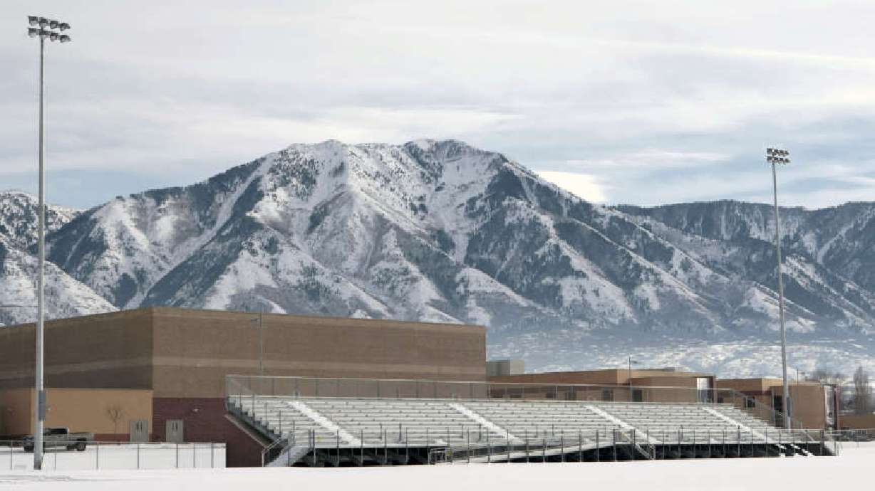 2 Salem High football players suspended amid allegations of hazing, harassment