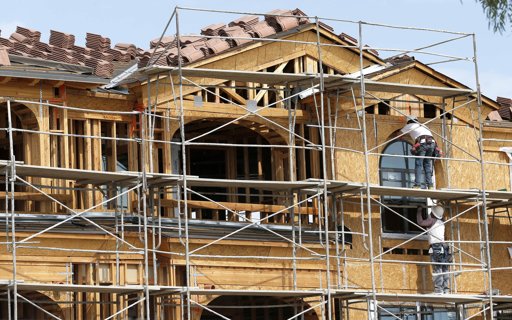 Empresas aumentan construcción de casas en EEUU