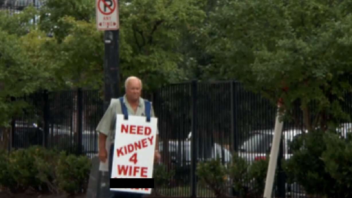 Man surprises wife by walking miles to find her a kidney donor