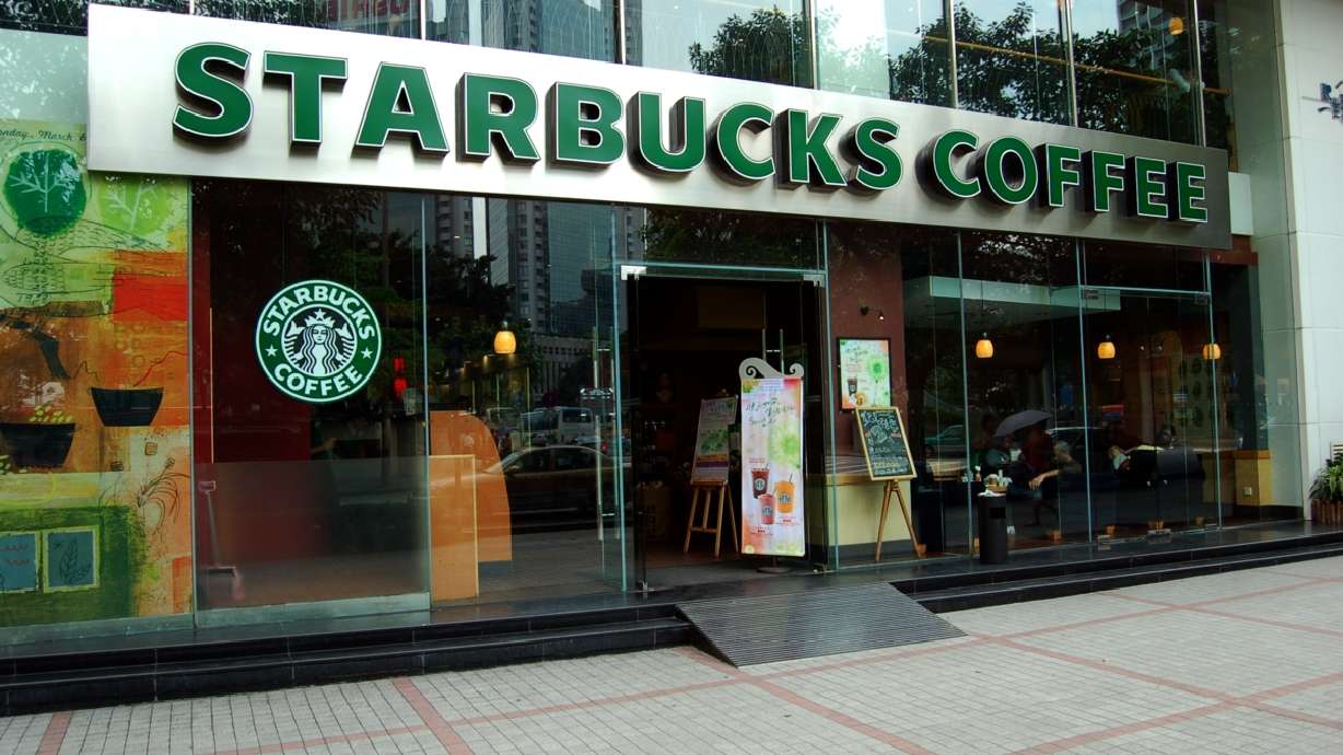 Starbucks aclara postura sobre las armas en EEUU